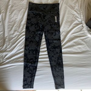 Gymshark Adapt Black Camo Seamless Leggings
